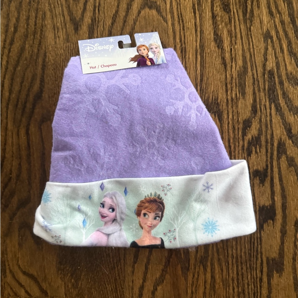 Disney Princess Frozen Anna & Elsa Purple and White Christmas - Santa Hat * New